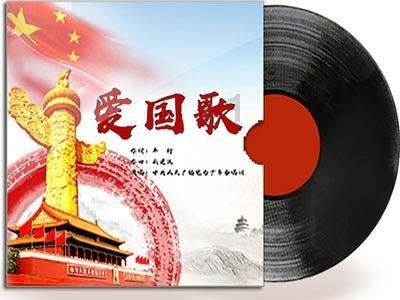 逃离废墟镇